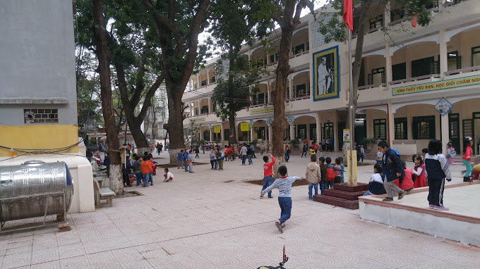 Trường THCS La Thành