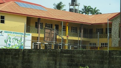 Photos of Oaksview International College