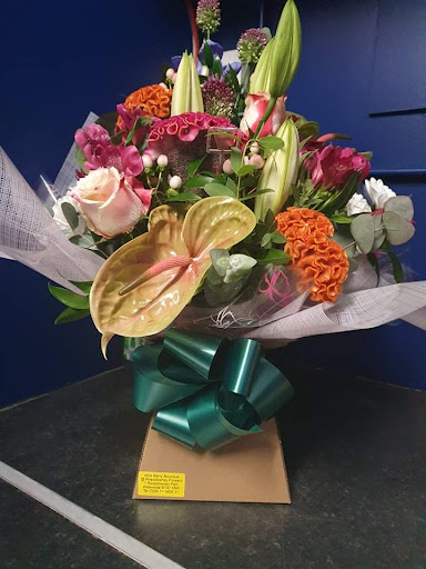 Wild Berry Boutique Florist (Eurospar Rossdowney) - Thumbnail