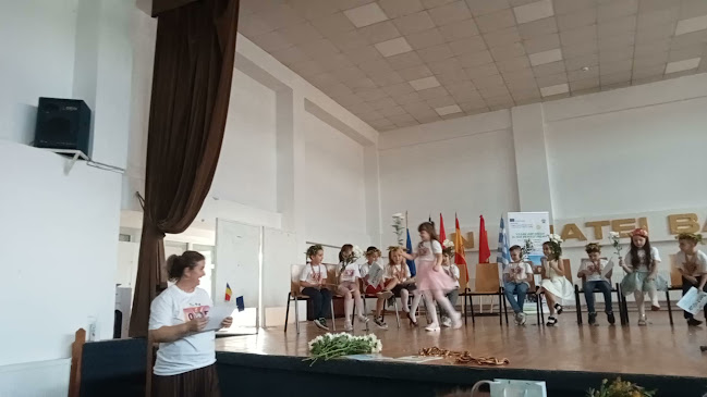 Opinii despre Școala Gimnazială Take Ionescu în Râmnicu Vâlcea - Școală
