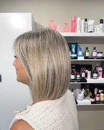 Photo n°17 de LF Coiffure à Saint-Rémy-de-Provence (Salon de coiffure)