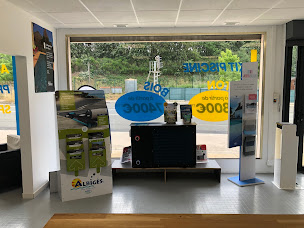 Photo n°16 de Dutertre Terrassement Piscine à Arnage (Magasin de matériel pour piscines)