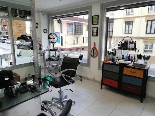 Peluquería Sarco Rizos Estilistas