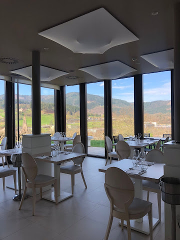 Restaurante @ Torre Zumeltzegi by null
