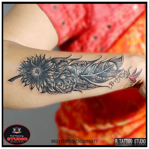 R Tattoo Studio  post image