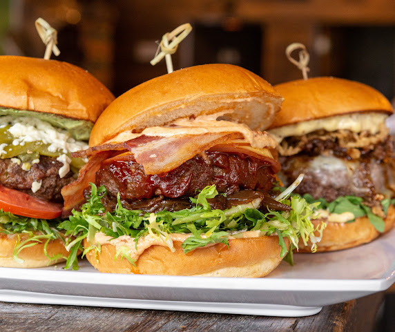 8oz Burger - Takeout & Delivery Only by null