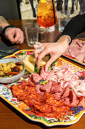 Photo n°95 de Andiamo Osteria Val Thoiry à Thoiry (Pizzas à emporter)