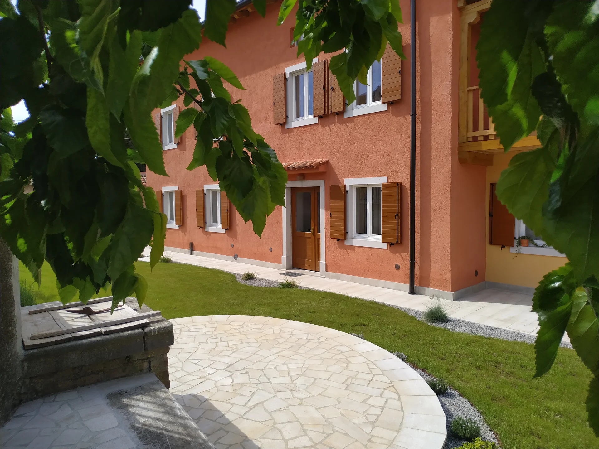 Casa Lenka