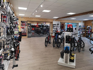 Photo n°3 de Materiel-velo.com - Magasin de Sainte-Luce-sur-Loire à Sainte-Luce-sur-Loire (Magasin de vélos d'occasion)