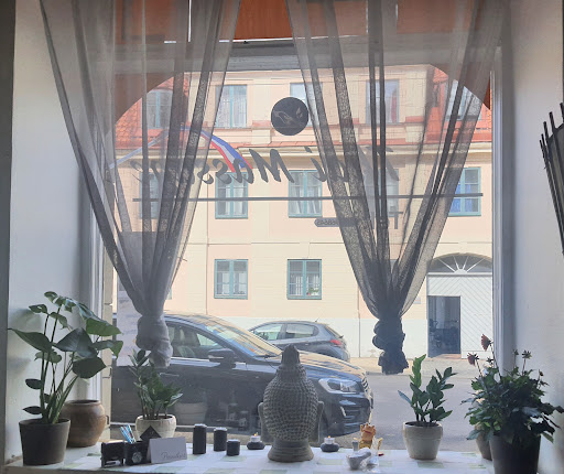Yuna Hälso Thaimassage - Thumbnail