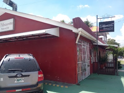 Photos of El mezzonite bistro & deli