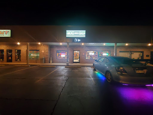 I SMOKE 2 IN MILTON PLAZA - Thumbnail