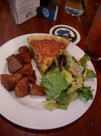 Photos of Blue Tractor Barbeque