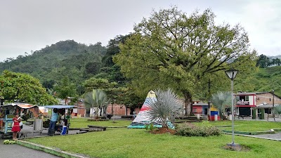 Photos of Plaza Principal Corregimiento Santa Cecilia, Pueblo Rico, Risaralda