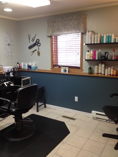 Robyn Olson Salon