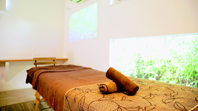 肩首こり専門 リンパ マッサージRISE+ライズ苅田町