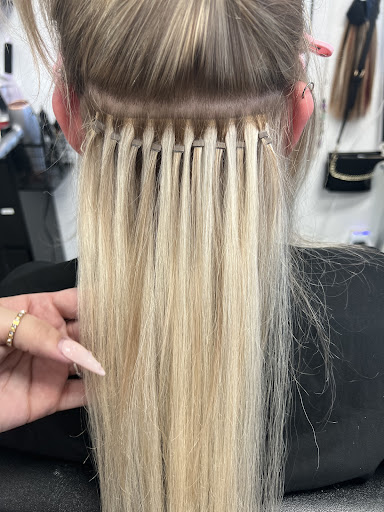 Luscious lockz hair and nail salon - Thumbnail