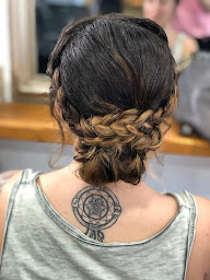 Photo n°36 de Distroy Coiffure & Barbier By Julie à Rousset (Barbier)