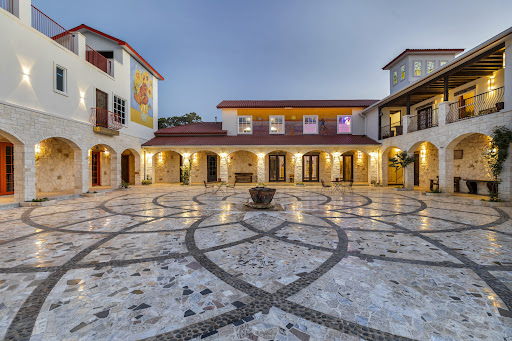 Lopez Hill - Visual