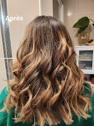 Photo n°3 de Lina Coiffure à Le Haillan (Salon de coiffure)