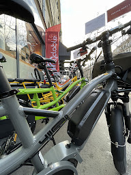 Photo n°4 de Cyclable Paris 11 à Paris (Magasin de réparation de vélos)