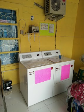 J Laundry (Laundry n Dry Cleaning), Author: Adi Tampubolon