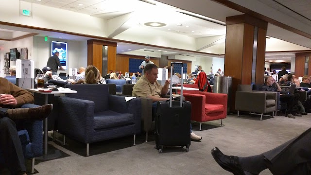 Delta Sky Club Concourse B