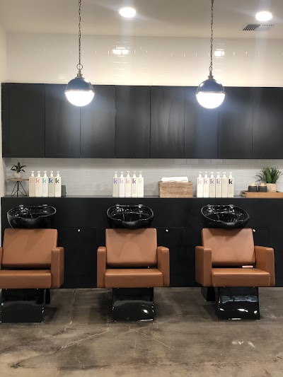 Platinum Salon & Beauty Lounge