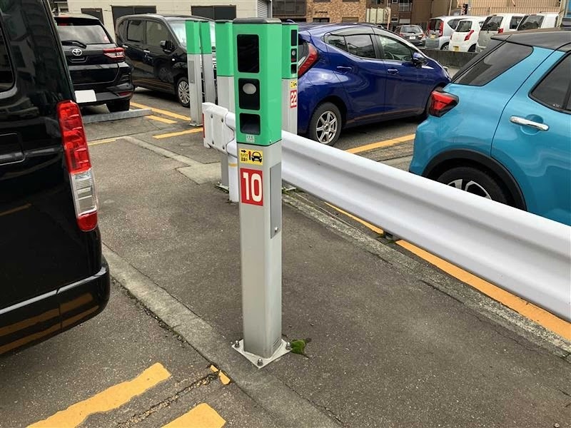 NPC24H富山新桜町パーキング