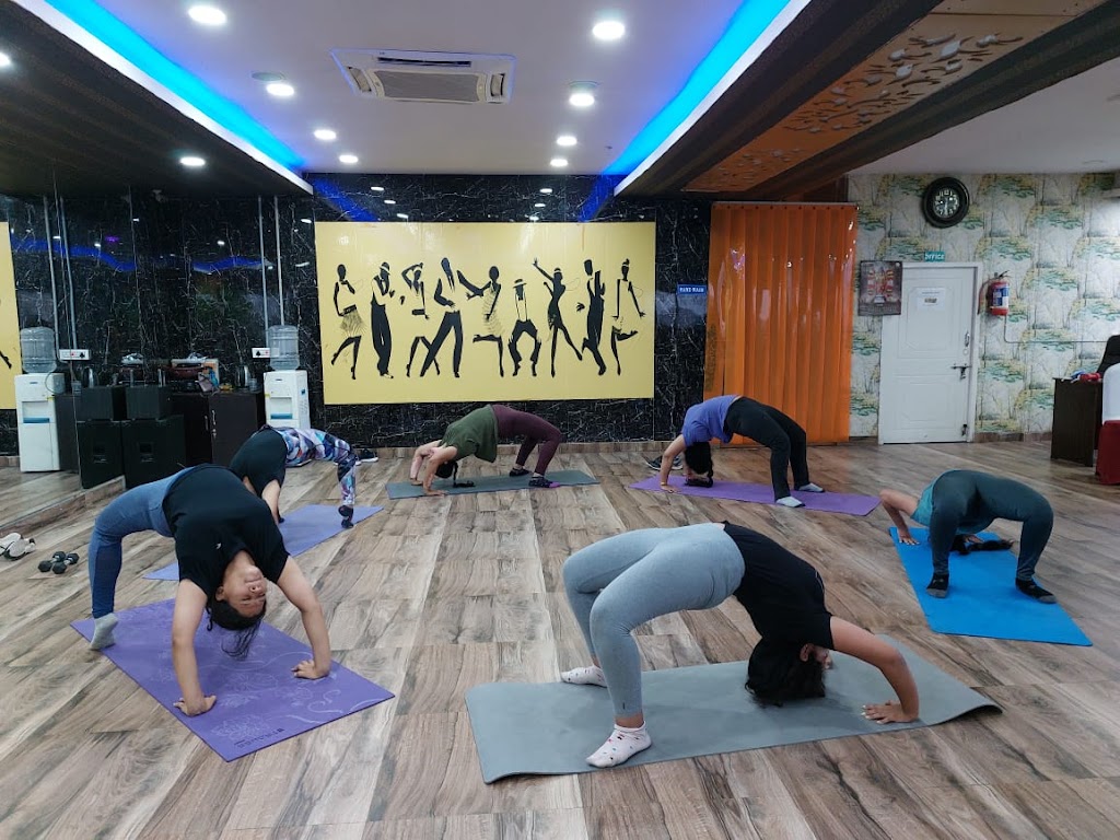 Vr Arts Fitness Studio For Women