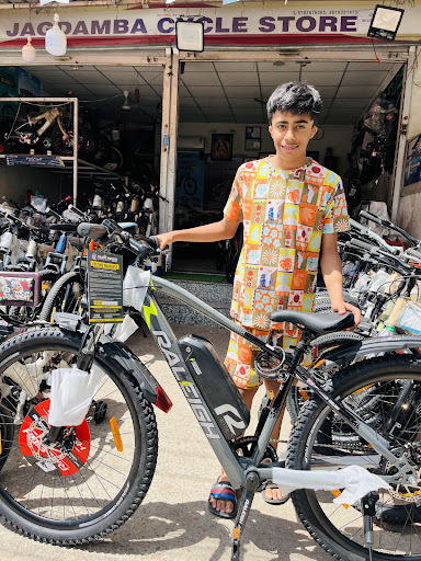 🚴‍♂️ Raleigh E Surge Pro Electric Bike Sold – Premium E-Bike Experience ⚡   post image