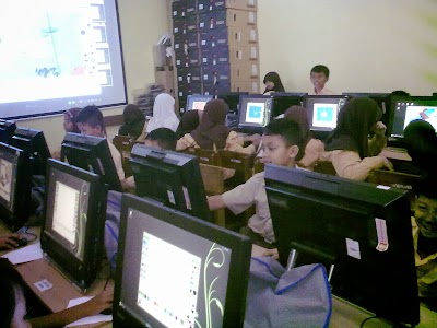 Photos of SD Negeri Putren