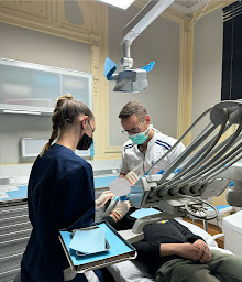 Photo n°10 de Dr Brice ASTIER (Implantologie, Parodontologie, Chirurgie buccale) à Alès (Parodontiste)