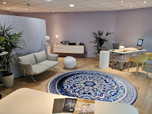 Photo n°19 de Sanhen Properties à Hyères (Agence immobilière)