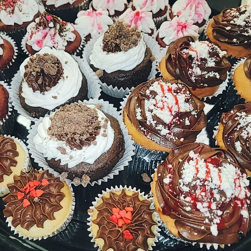 Royally Baked - Visual