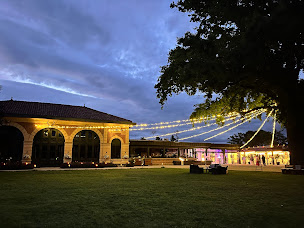 Photo n°37 de L'Orangerie de Châtel sélection Figaro & Elle Magazine : Chambres d'hôtes et salle de réception Loire, Auvergne-Rhône-Alpes à Cleppé (Lieu de mariage)