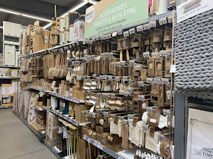 Photo n°12 de La Foir'Fouille à Le Vigen (Magasin d'articles pour animaux)