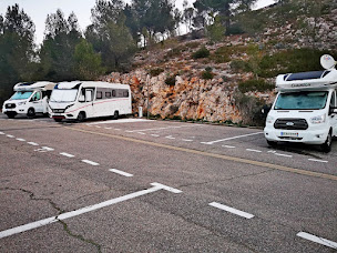 Photo n°3 de Aire Camping-Car Park à Sausset-les-Pins (Terrain pour camping-cars)