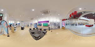 Photo n°3 de Boutique SFR Les Angles à Les Angles (Opérateur téléphonique)