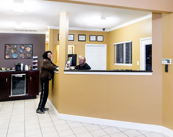 Kindall Automotive by null