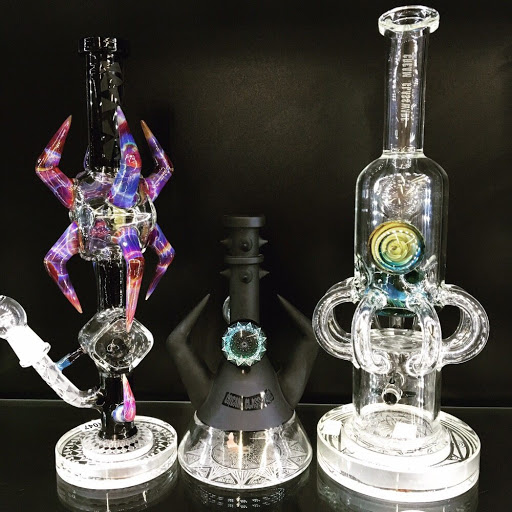 Rubidoux Smoke Shop - Thumbnail
