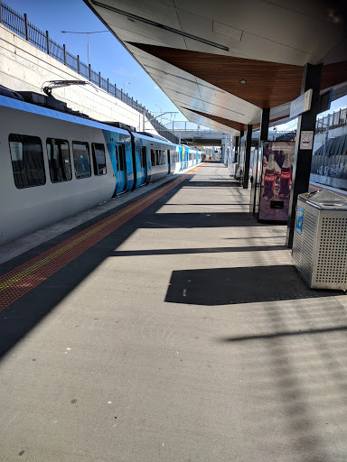 South Morang railway station