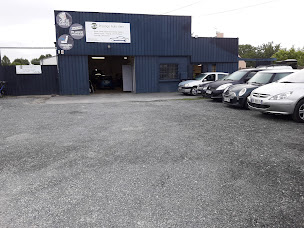 Photo n°2 de Prestige Auto Vern à Vern-sur-Seiche (Garage automobile)