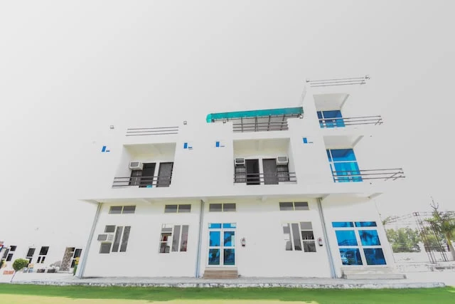 OYO Pardeep Palace