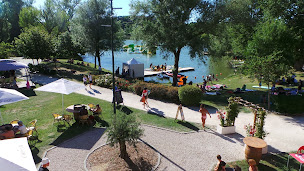 Photo n°3 de Camping Toulouse - Camping Lac de La Thésauque à Montgeard (Lac ouvert à la baignade)