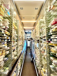 Photo n°17 de Pharmacie du Marché des Etats-Unis à Lyon (Grossiste en produits chirurgicaux)