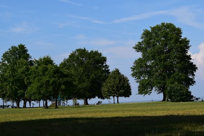 Flounder Pavilion Beach Front - Sandy Point State Park