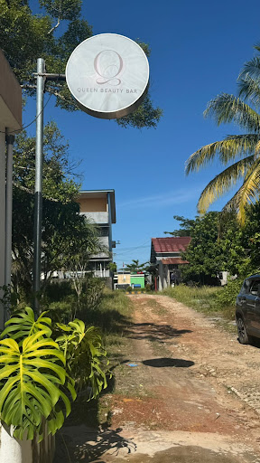 Queen Beauty Bar