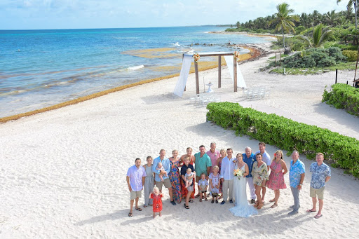 DWD Travel & Destination Weddings - Thumbnail