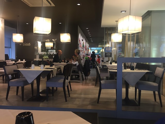 Gourmet Pizza Kitchen